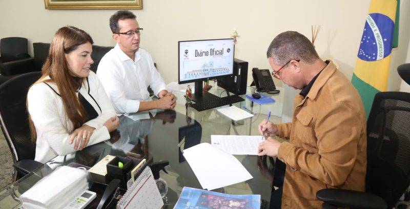 Prato do Povo: governador assina sanção de Lei aprovada na Alese