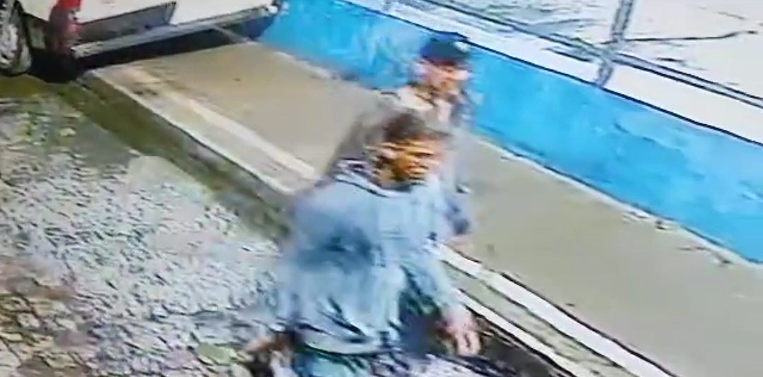DRFV divulga imagens de autores do roubo de motocicleta em Aracaju – VEJA O VÍDEO