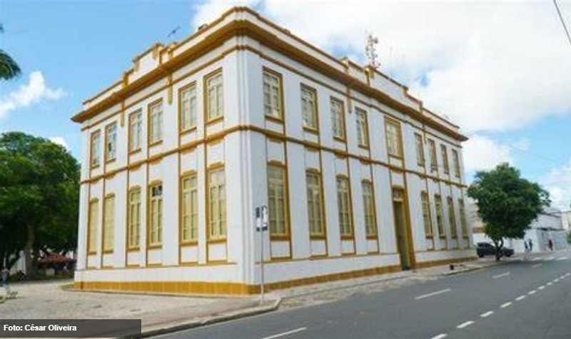 Câmara Municipal de Aracaju realiza treinamento de brigada de incêndio para servidores voluntarios