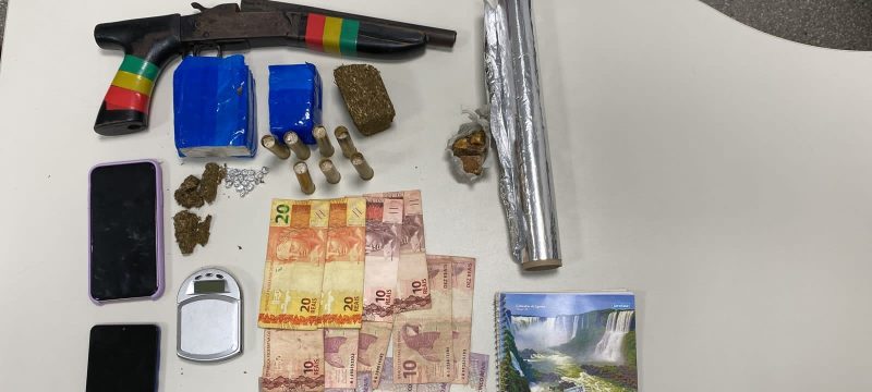 Polícia apreende adolescente suspeito de ato infracional em Malhada dos Bois