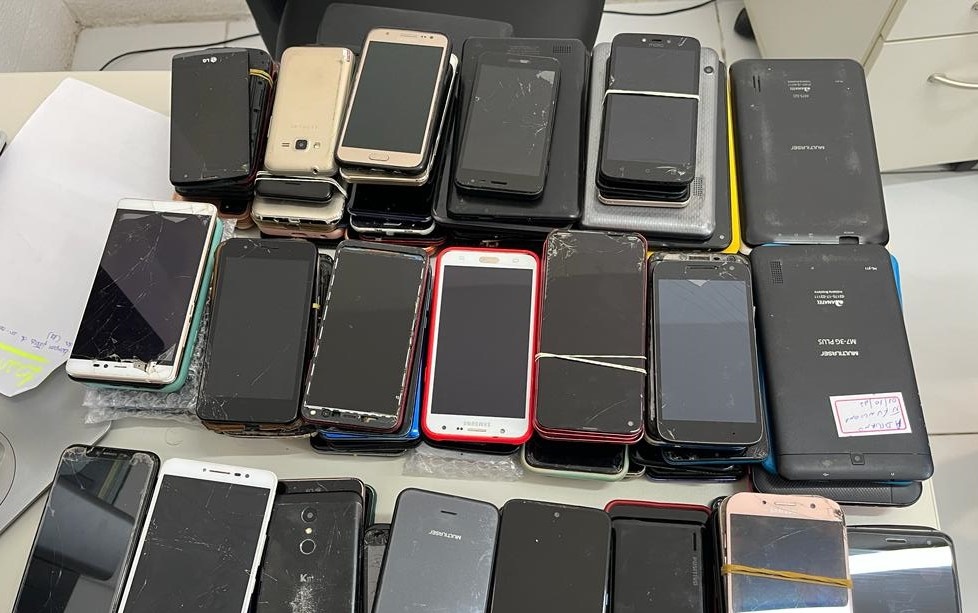 Polícia apreende celulares e tablets sem nota fiscal e de origem não identificada