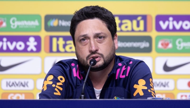 Arthur Elias é o novo técnico da seleção feminina de futebol