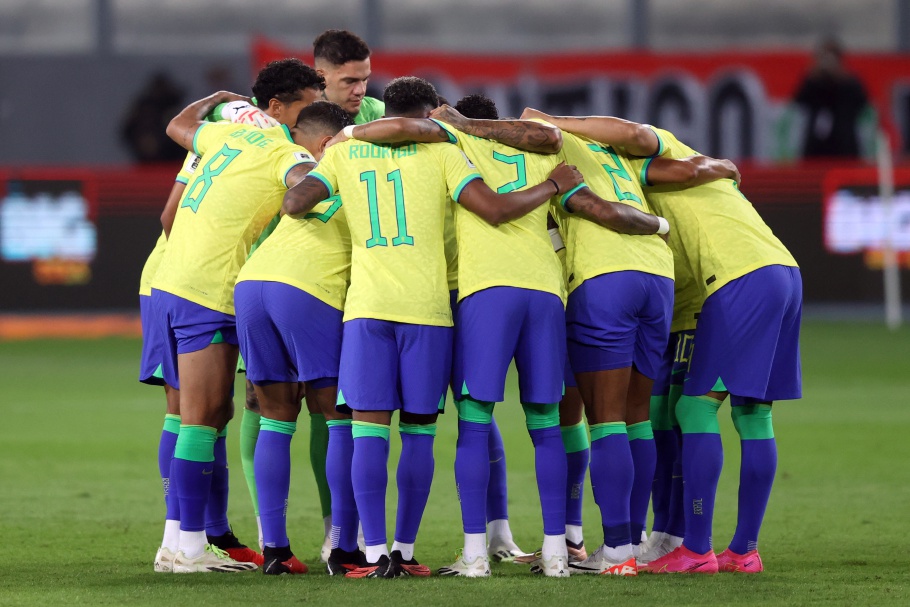 Brasil vence Peru por 1 a 0 e mantém 100% nas Eliminatórias