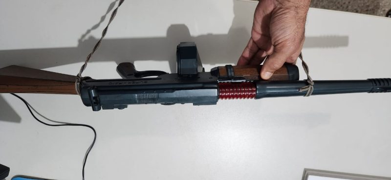 Homens que estariam fortemente armados no Santa Maria é falsa