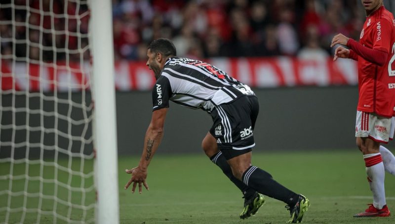 Com direito a golaço de Hulk, Atlético-MG derrota Internacional