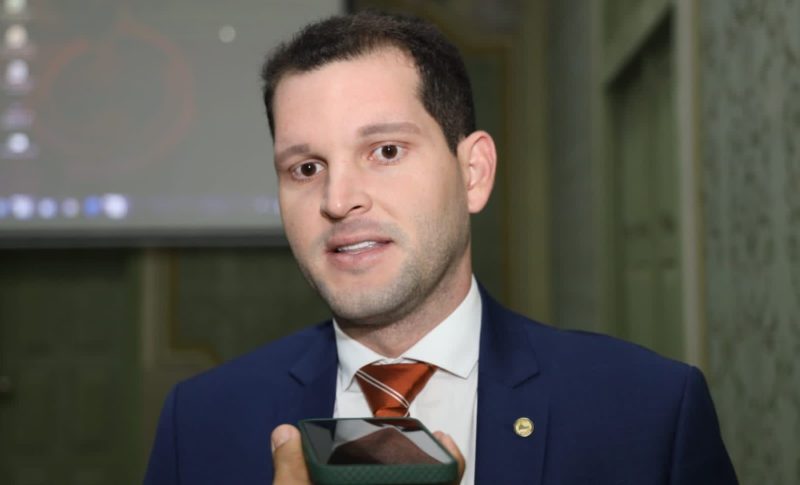 Projeto de prevenção à gravidez precoce vira lei em Sergipe