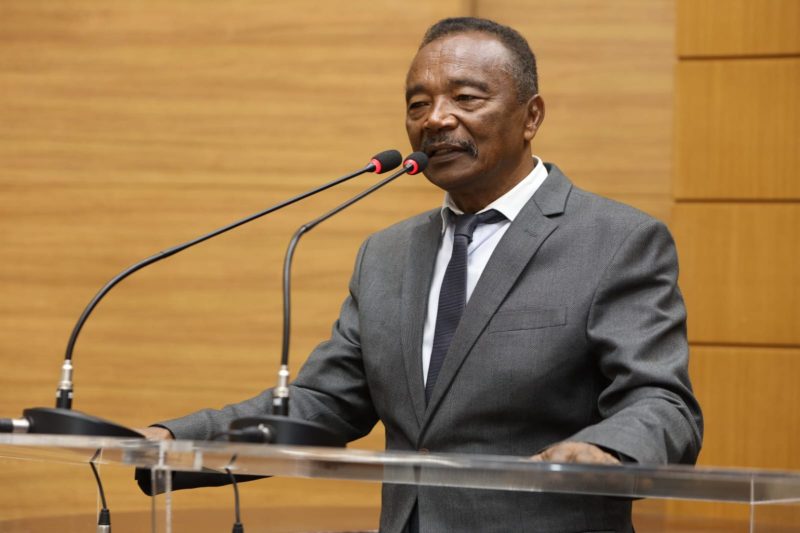 “O Brasil tem um débito enorme com a população negra”, diz Manuel Marcos na Casa de Sopapo