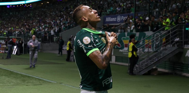 Campeonato Brasileiro: Palmeiras goleia São Paulo por 5 a 0