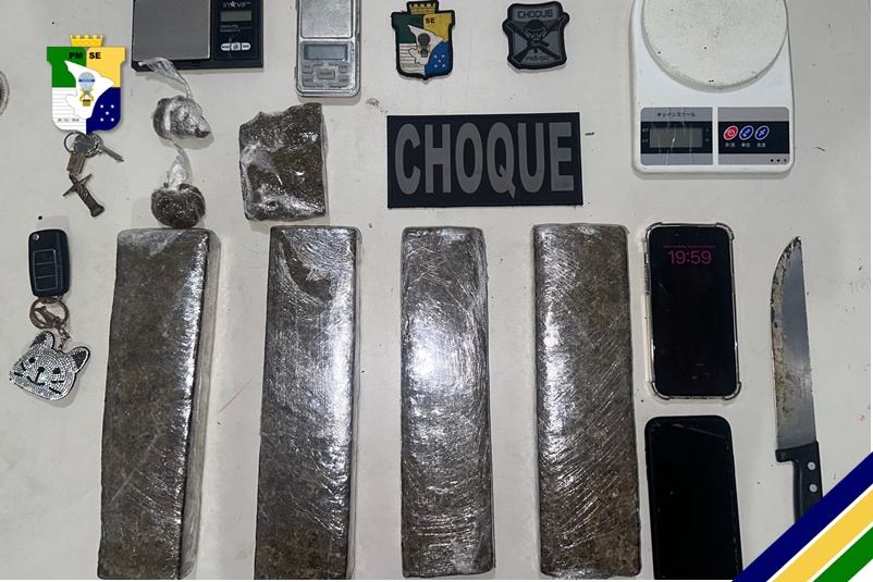 BPChoque apreende 4 tabletes de maconha no Conjunto Novo Paraíso