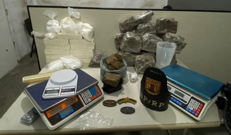 Radiopatrulha apreende 30kg de drogas em Nossa Senhora do Socorro