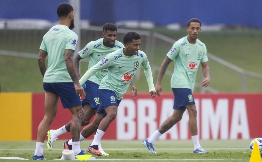 Seleção Brasileira finaliza preparação para enfrentar a Argentina