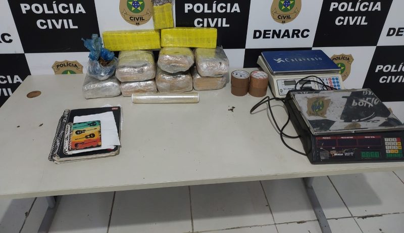 Polícia apreende 11kg de maconha ‘skunk’ em ponto de venda de drogas