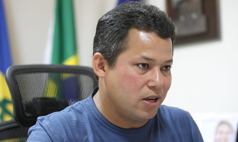 Sukita acusa Danielle Garcia de prendê-lo para ganhar força política