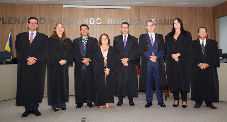 Dr. Cristiano Cabral toma posse como Juiz Membro do TRE-SE