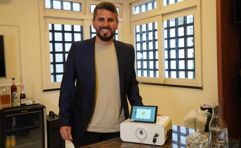 Cirurgião vascular Dr. Fellipe Menezes adquire primeiro laser endovenoso do Norte-Nordeste