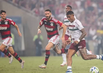 Fla e Flu disputam jogo que pode definir vencedor da Taça Guanabara