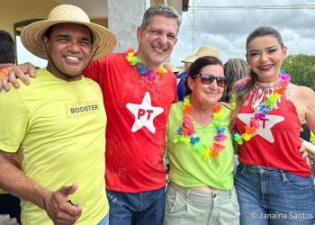 Rogério Carvalho participa do Carnaval de Neópolis e destaca seu compromisso em seguir ao lado do povo