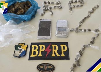 Radiopatrulha prende trio e apreende drogas em Pedra Branca