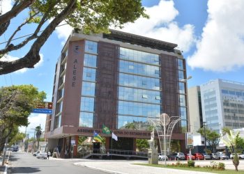 Alese declara ponto facultativo na próxima quinta-feira, 28