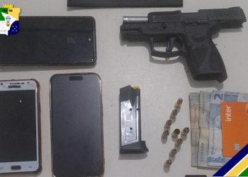 PM prende dois homens e apreende pistola 9mm