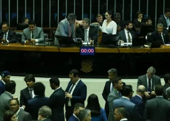 Câmara aprova fim da saidinha de presos; projeto vai à sanção