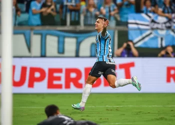 Grêmio supera Brasil de Pelotas e avança às semifinais do Gauchão