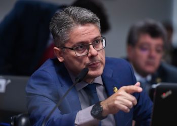 PL de Alessandro Vieira quer impedir espionagem de jornalistas e advogados
