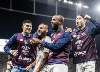 Santos bate Bragantino e chega à final do Campeonato Paulista