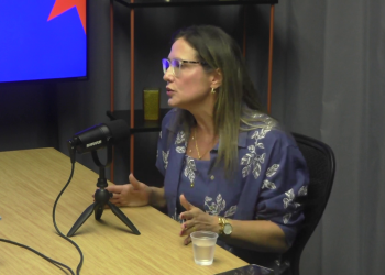 “Muitas vezes, ele estava sentado na minha cadeira, e eu tinha muito medo”, revela Silvany Mamlak