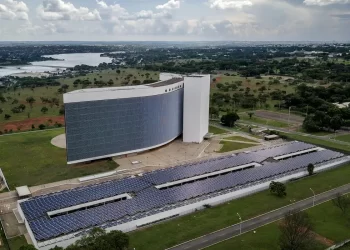 Com nova norma, TSE fecha cerco a candidaturas femininas laranjas