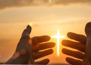 Tenho-vos dito isto, para que em mim tenhais paz; no mundo tereis aflições, mas tende bom ânimo, eu venci o mundo.