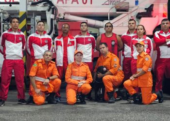 Bombeiros de Sergipe iniciam missão para trabalho de resgate no Rio Grande do Sul