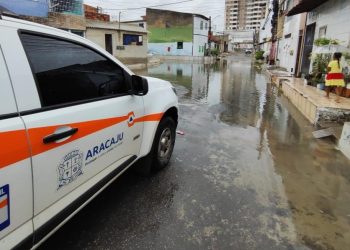 Defesa Civil emite alerta para continuidade das chuvas em Aracaju