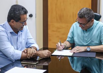 Governador Fábio Mitidieri assina afastamento de Luiz Roberto