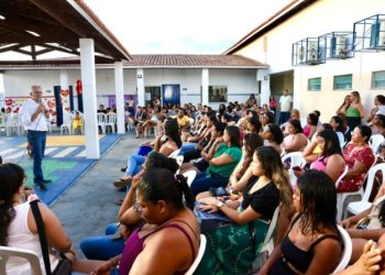 Prefeitura de São Cristovão faz homenagens e dialoga com mães sobre avanços na educação