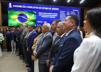 Medalha Barrinhos: 24 profissionais da comunicação social de Sergipe são homenageados pela ALESE