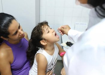 Aracaju realiza Dia D de vacinação contra poliomielite no sábado, 8