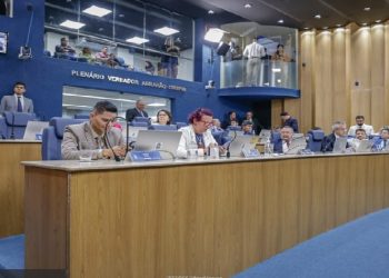 Câmara Municipal de Aracaju aprova 22 proposituras entre elas, a do reajuste de subsídios