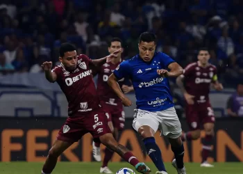 Flu visita Cruzeiro no Mineirão buscando vitória para amenizar pressão