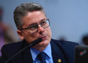 Fiscalização: Pedido do senador Alessandro Vieira motiva investigação do TCU na Saúde