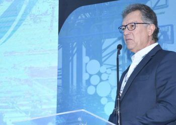 Laércio Oliveira destaca avanços do Setor de Petróleo e Gás durante evento em Aracaju