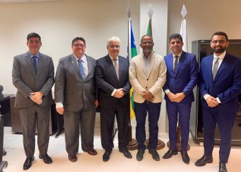 Pastor Diego e MP discutem alteração na legislação ambiental para Templos Religiosos