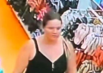 Polícia divulga imagem de mulher suspeita de furtar cartão e causar prejuízo de R$ 4 mil em Aracaju