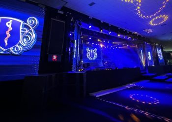 Xand Avião faz show no mega palco para formandos de medicina em Aracaju