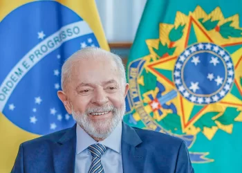 Lula viaja ao Chile para assinatura de acordos bilaterais