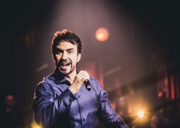 Padre Fábio de Melo está de volta a Aracaju com novo show ‘Este Sou Eu’