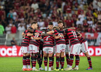 Flamengo comunica saída do técnico Tite