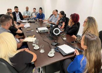 Ambulatório Trans do HUL inicia terapia hormonal para pacientes do SUS