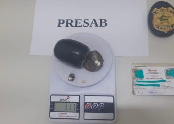 Mulher é presa ao tentar entrar no presídio d Areia Branca com droga e viagra