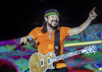 Mudança de lote: abadás e camisas do Pré-Cau terão novos preços